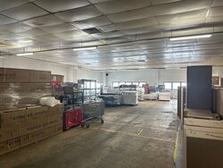 Lok Yang Way (D22), Warehouse #576644611